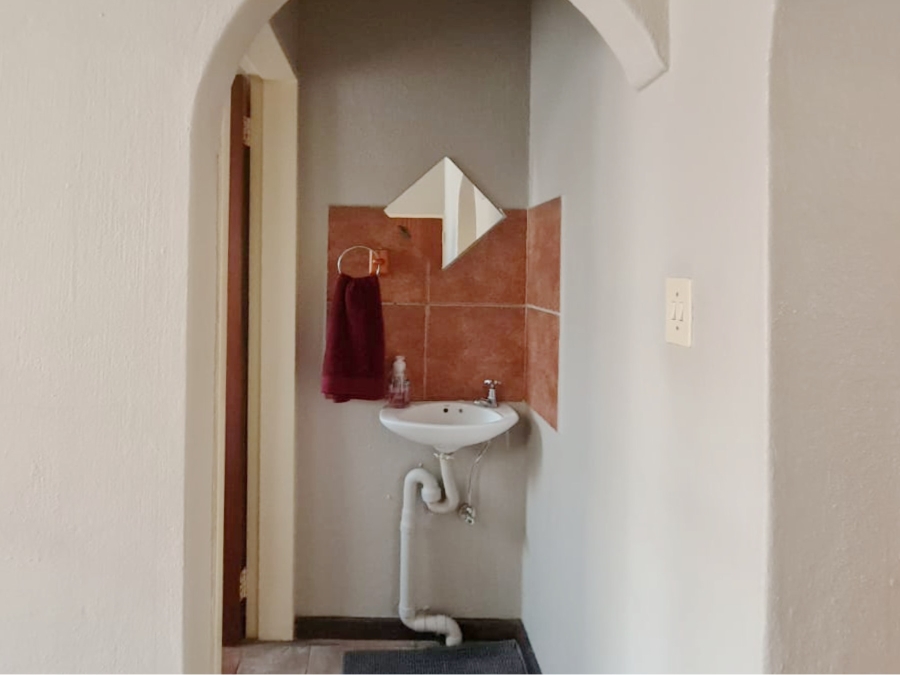 To Let 2 Bedroom Property for Rent in Ifafi North West